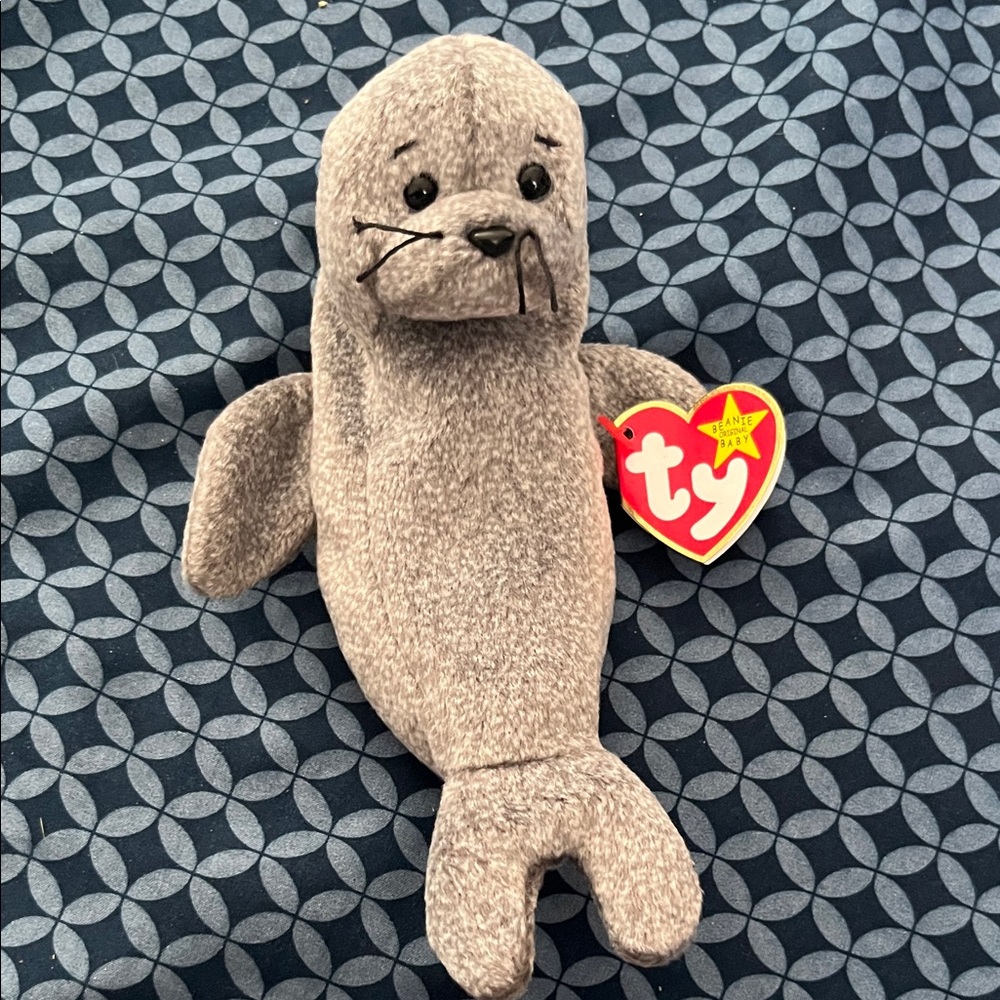 Ty Beanie Baby Slippery the Seal Plush